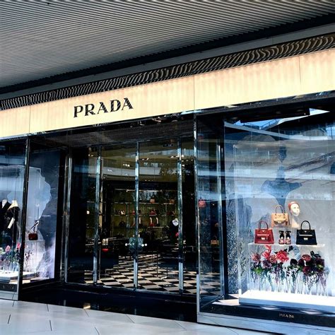 prada istanbul outlet